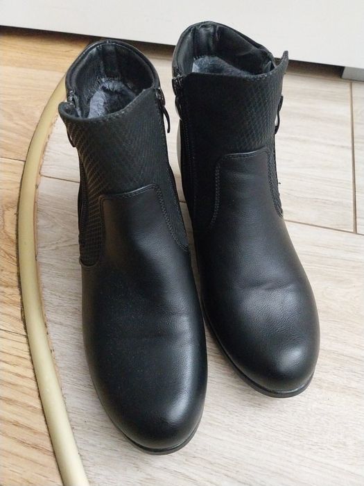 Buty zimowe damskie za kostkę