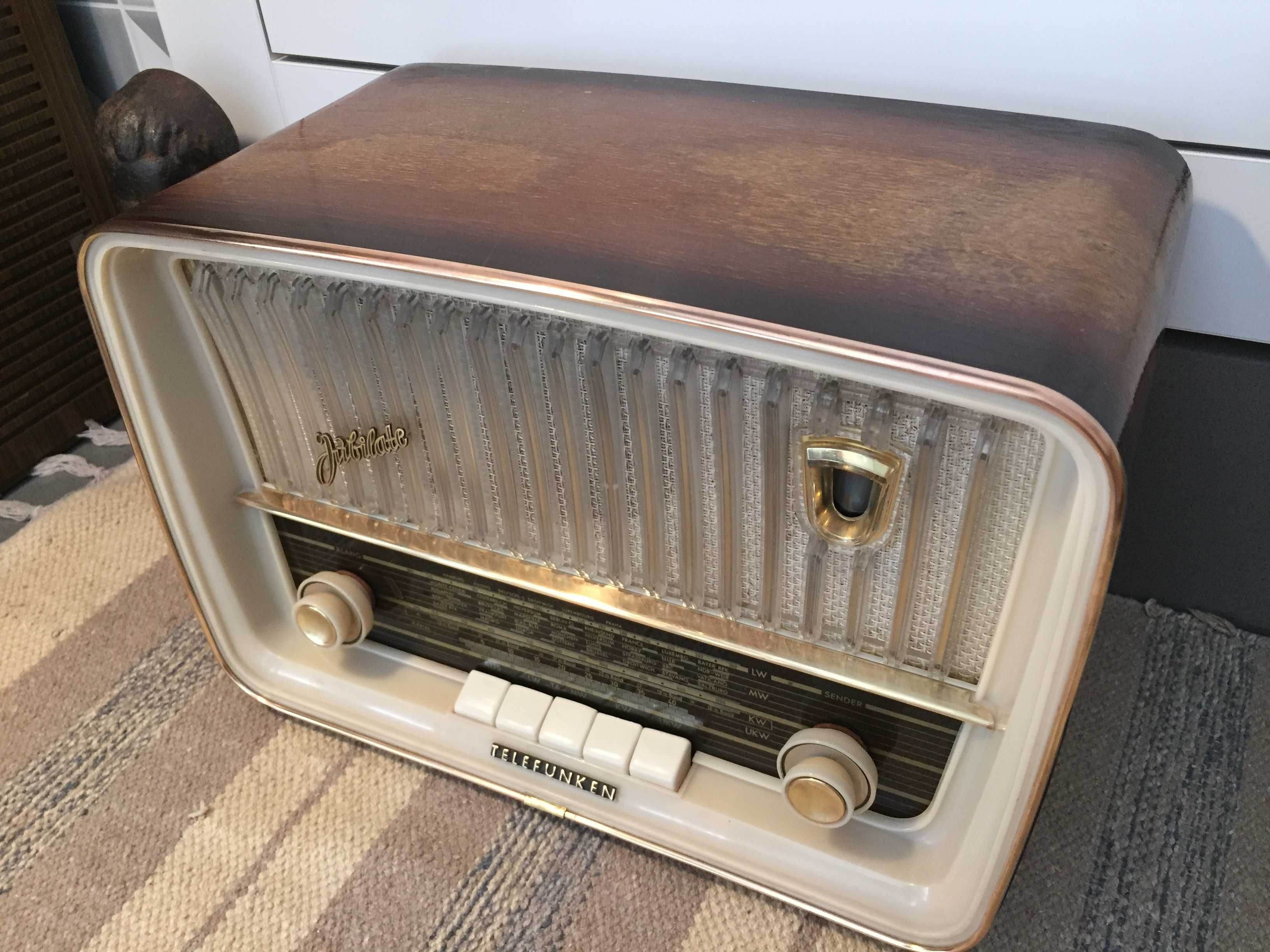 Retro radio Telefunken Jubilate Export9 - rádio válvulas antigo [c/FM]
