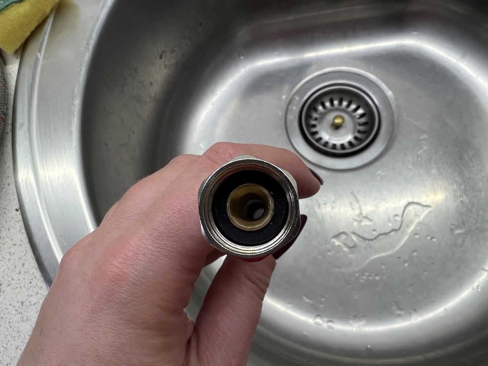 Wężyk elastyczny GW 3/8” x GZ M10