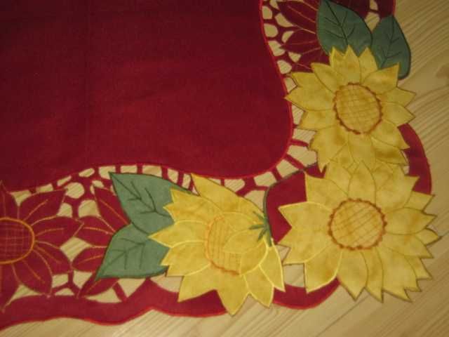 Obrus haft richelieu kolekcja w słoneczniki 180 / 270 cm