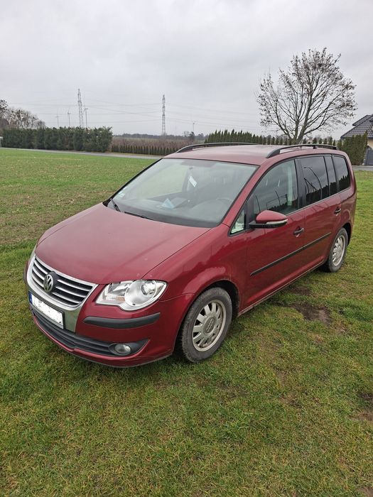 Volkswagen Touran 2010 – 1.9 TDI 105 KM – 7 osób