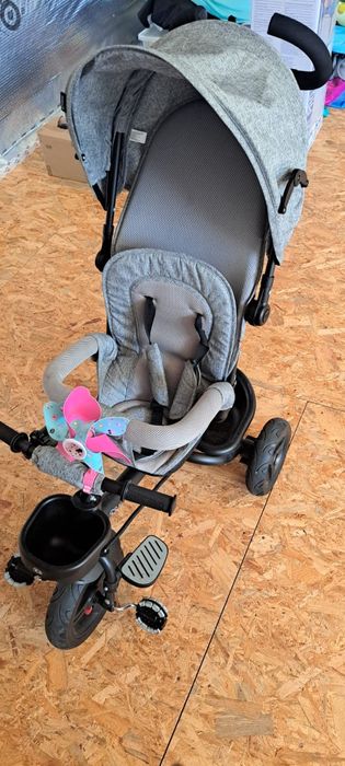 Rowerek trójkołowy Kinderkraft AVEO – jasnoszary, stan bardzo dobry