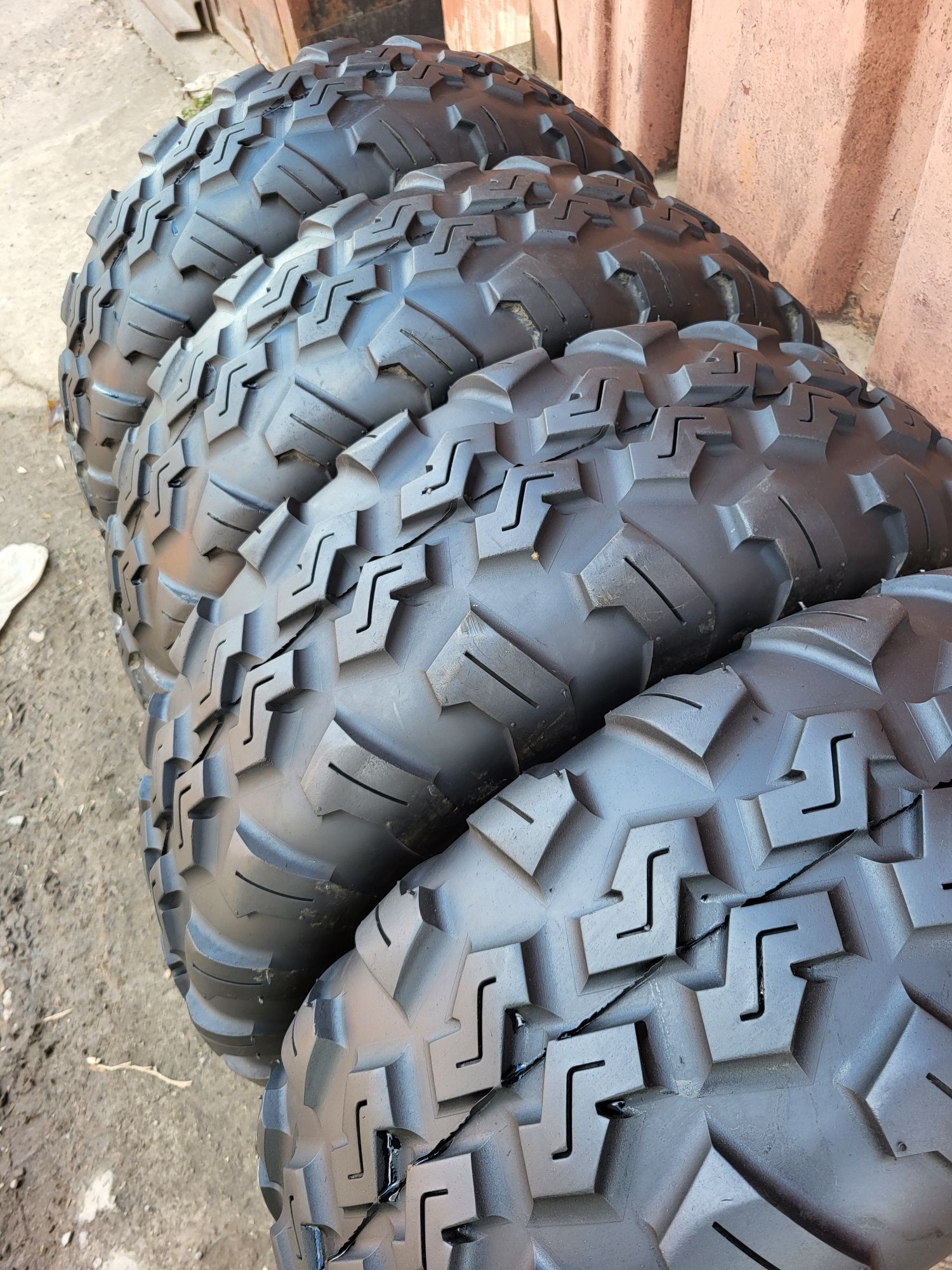 Комплект на квадроцикл Maxxis AT26*8-14 + AT26*10-14 (255/60-14)