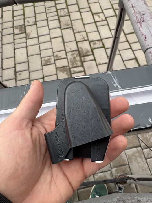 Фонарик у автобокс Thule Box Light 6951 світло свет туле