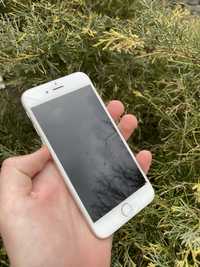 Разбитий Iphone 6