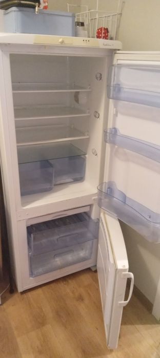 Rezerwacja do środy. Lodówka za darmo .