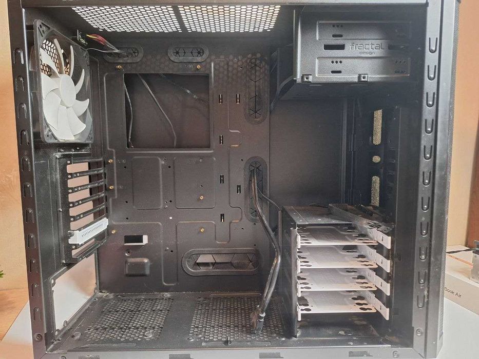 Obudowa Fractal Design Core 3500