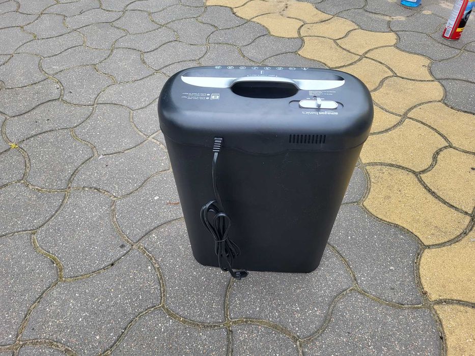 Amazon Basics Niszczarka dokumentów o wysokim stopniu bezpieczeństwa