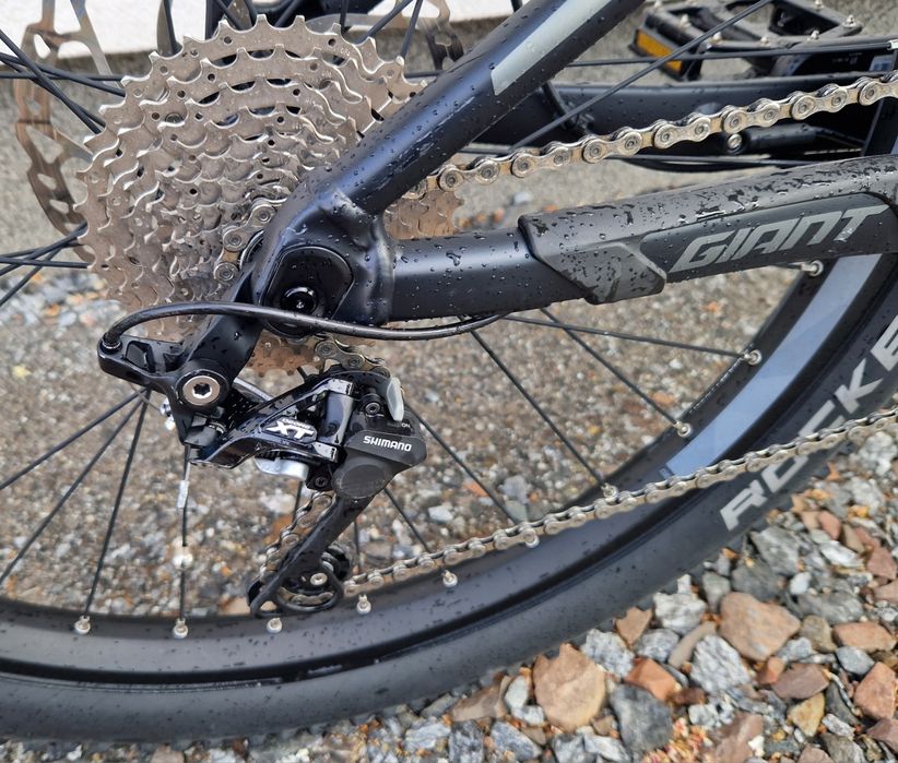 Rower elektryczny GIANT FULL-E rozmiar XL mały przebieg