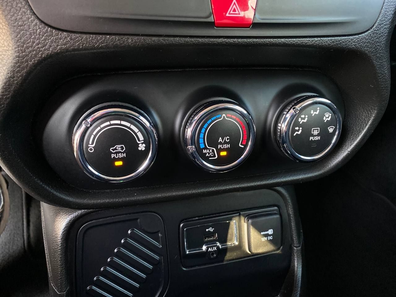 Jeep Renegade №2988 (ВНЕСОК від 15%) Альянс Авто Кривий Ріг