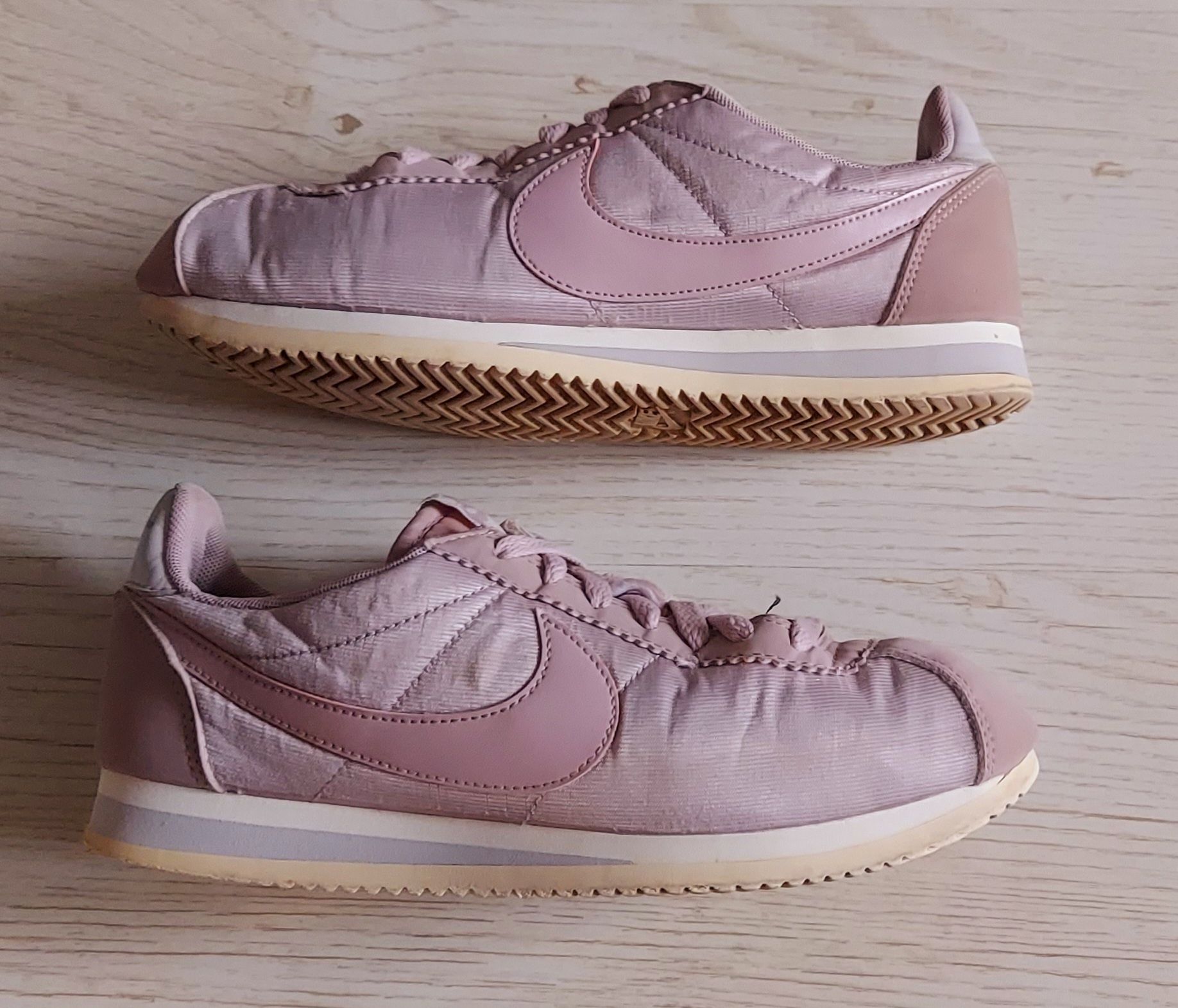 Buty Nike Cortez Classic Nylon 40