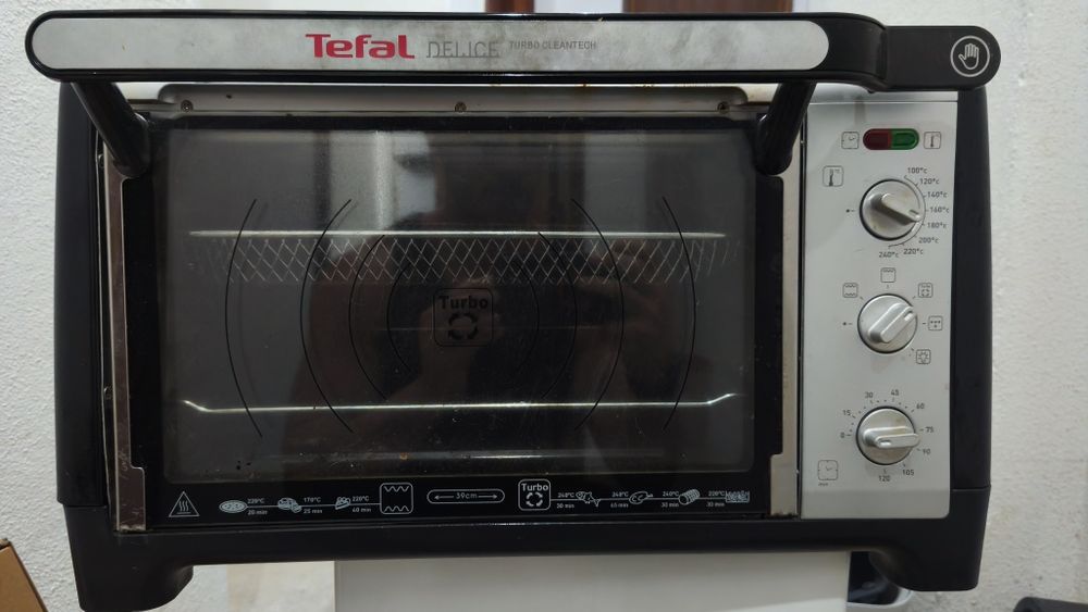 Forno elétrico Teffal bom estado