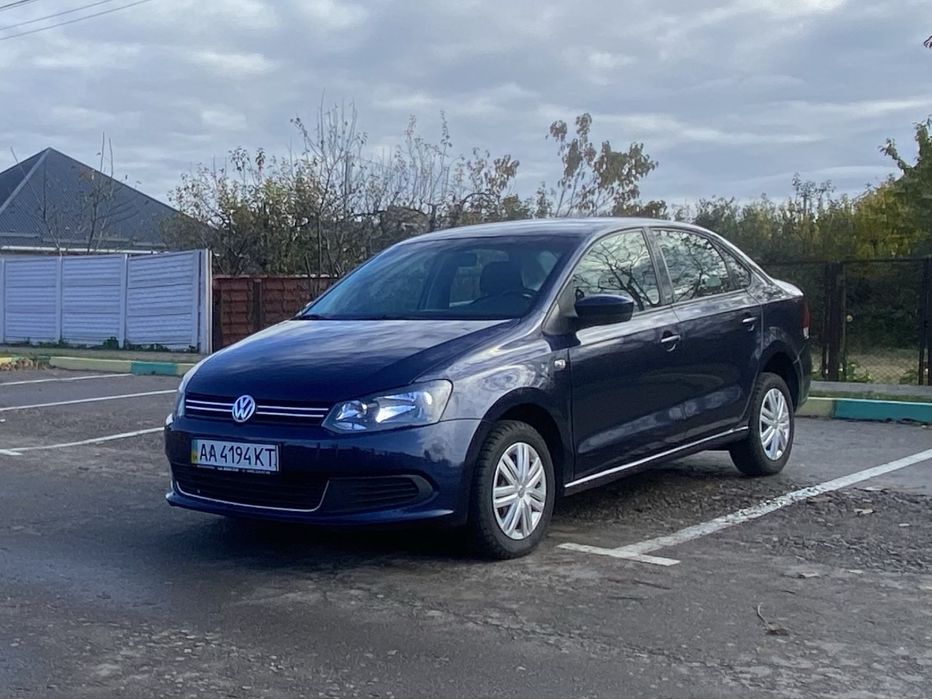 Продам Volkswagen Polo 1.6 газ/бензин з рідним пробігом офіційний 2013
