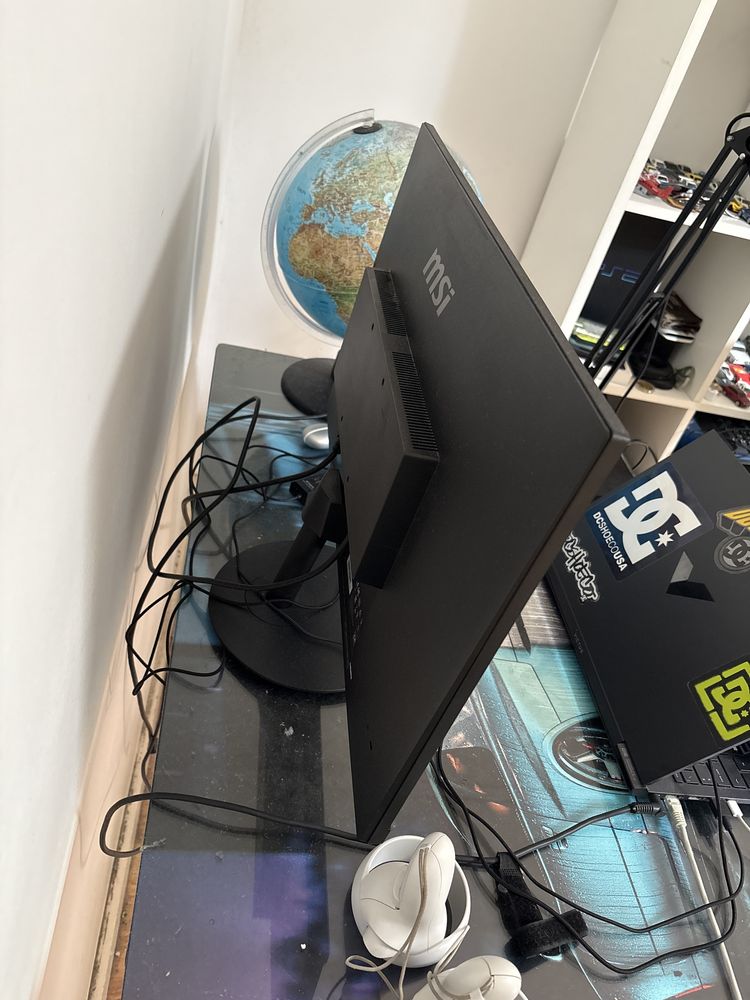 Monitor MSI MP271 75Hz como novo.