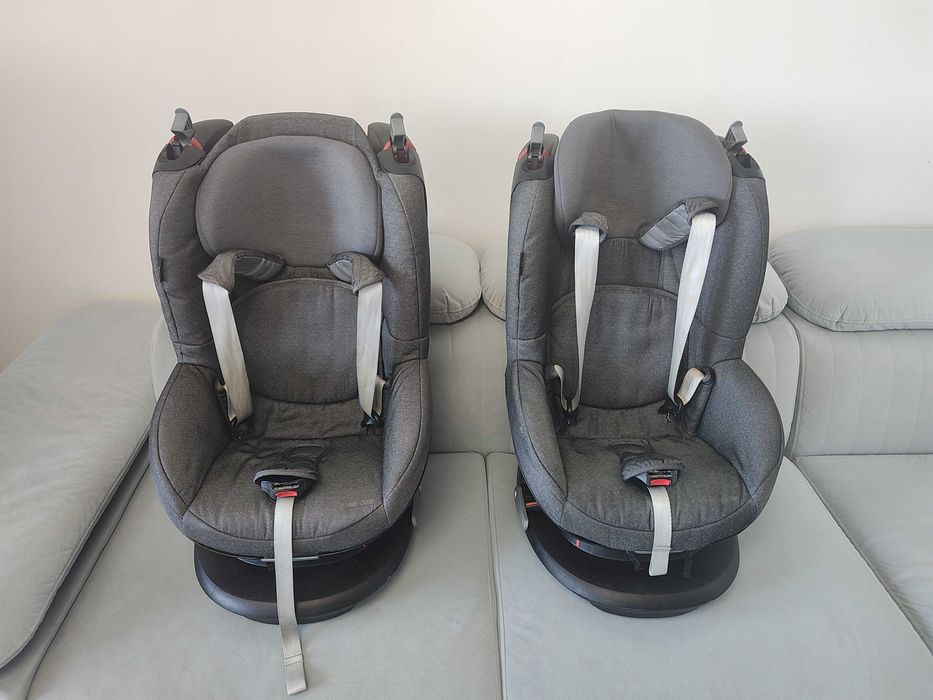 Fotelik Maxi Cosi TOBI - 2 sztuki + dodatki