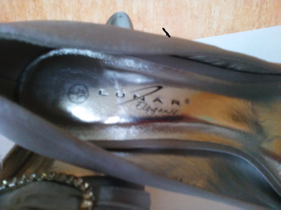 buty szpilki niskie- satyna- bal, wesele, Sylwester