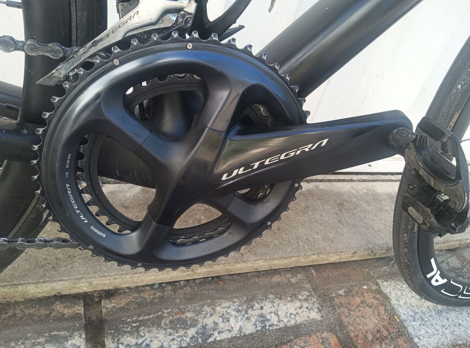 Centro pedaleiro Shimano ultegra