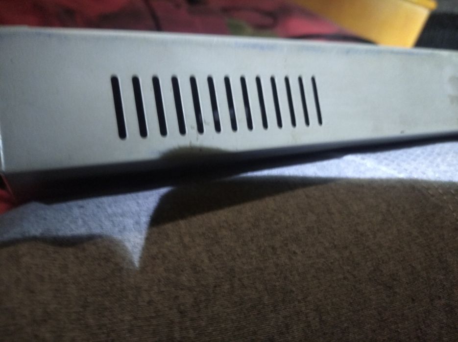 Продам плеер можно на запчасти