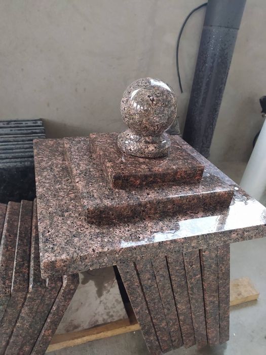 Вироби з Граніту різних форм. Та кольорів