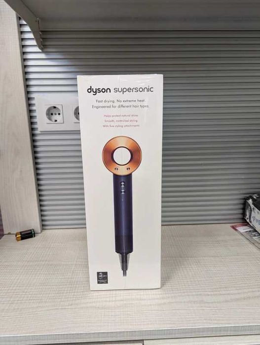 Świetna suszarka do włosów.