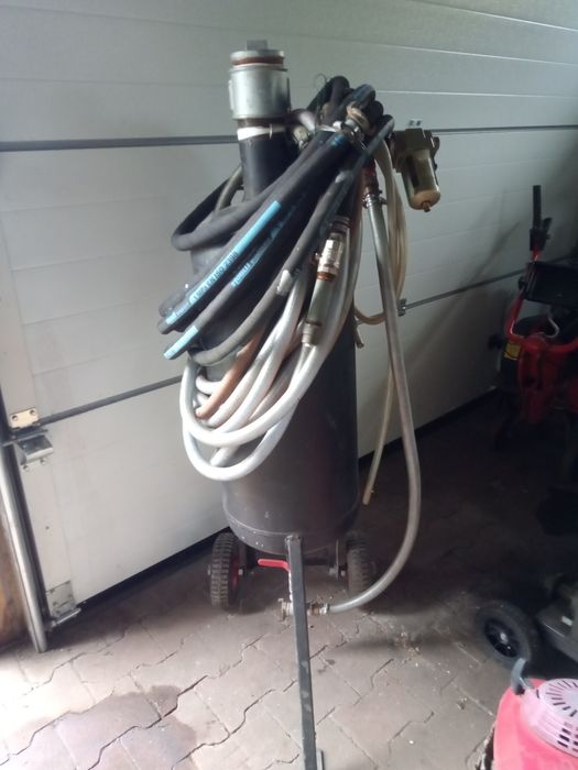 Piaskarka syfonowa warsztatowa Duża