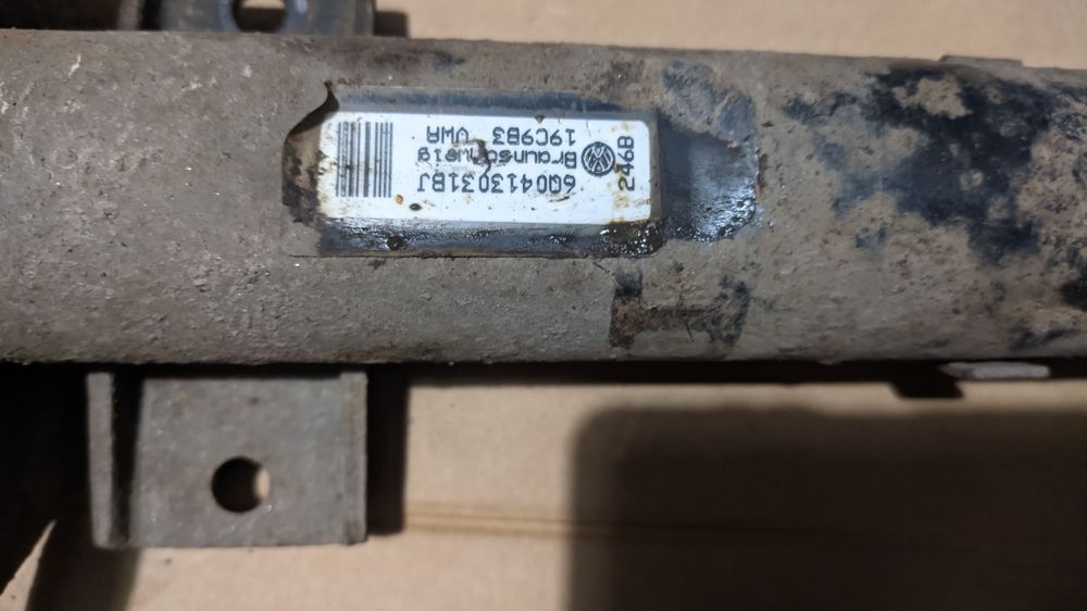 Стойки передние Skoda Fabia 2