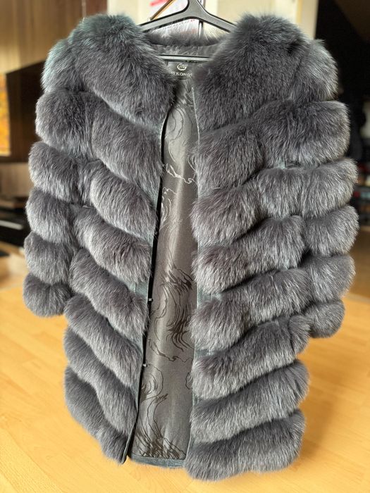 Шуба з песця жіноча