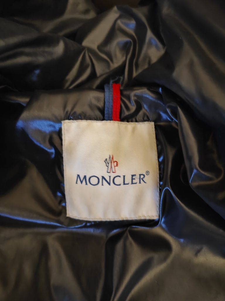 Kurtka moncler r0