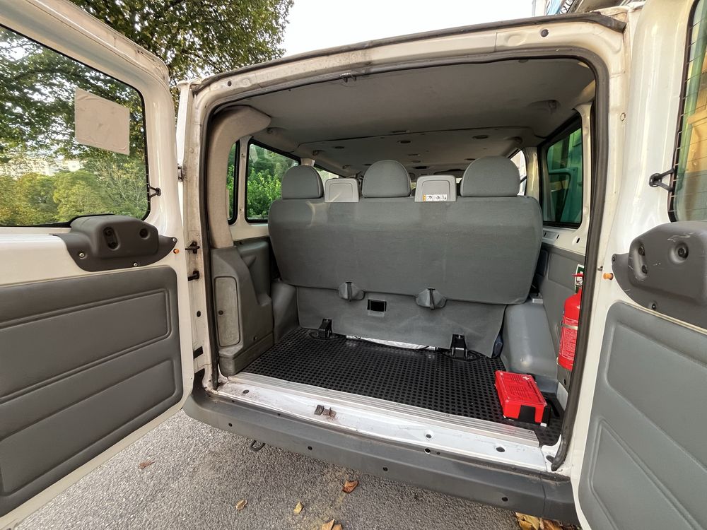 Ford Transit 2.0 - 9 lugares (130.000km)
