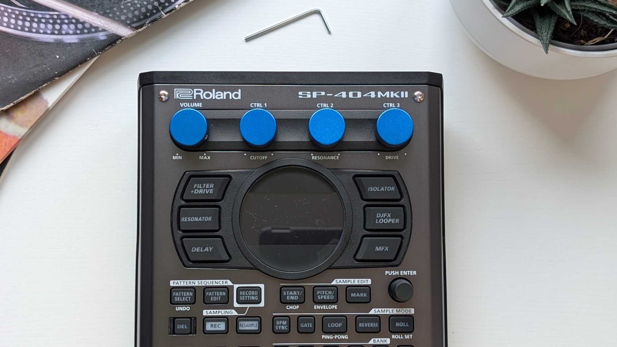 Roland SP 404 Mk2 zestaw metalowych pokręteł piękne kolory matowe