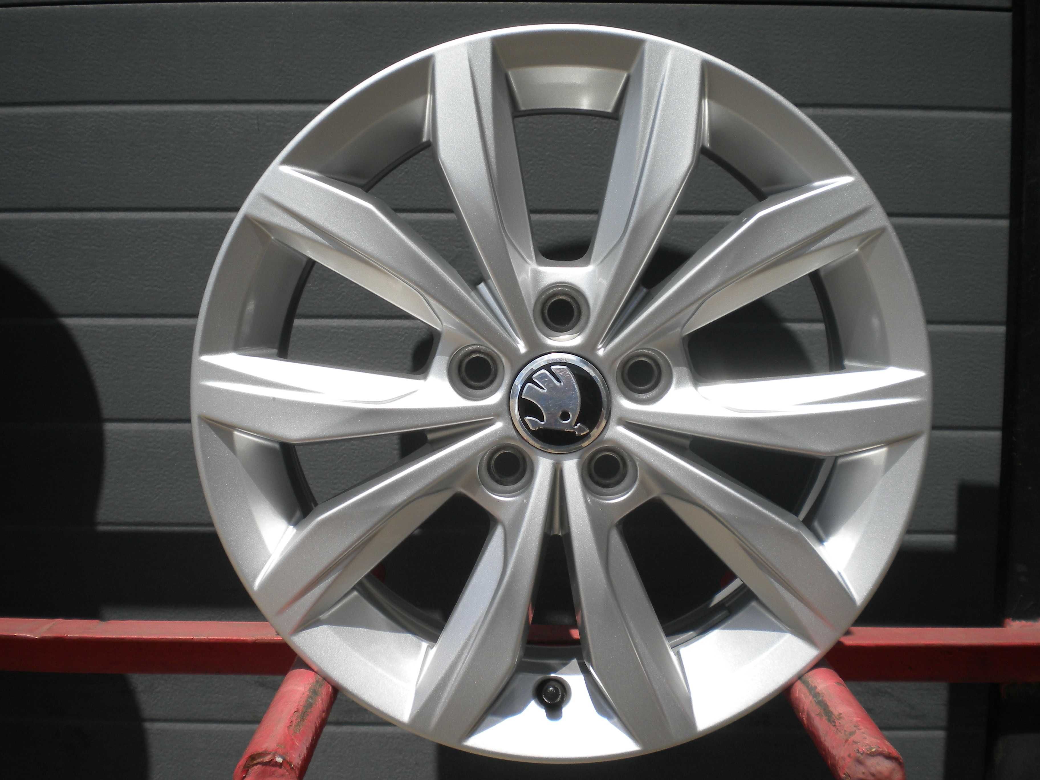Felgi aluminiowe 15 5x100 Oryg Vw Polo VI Skoda Fabia IV