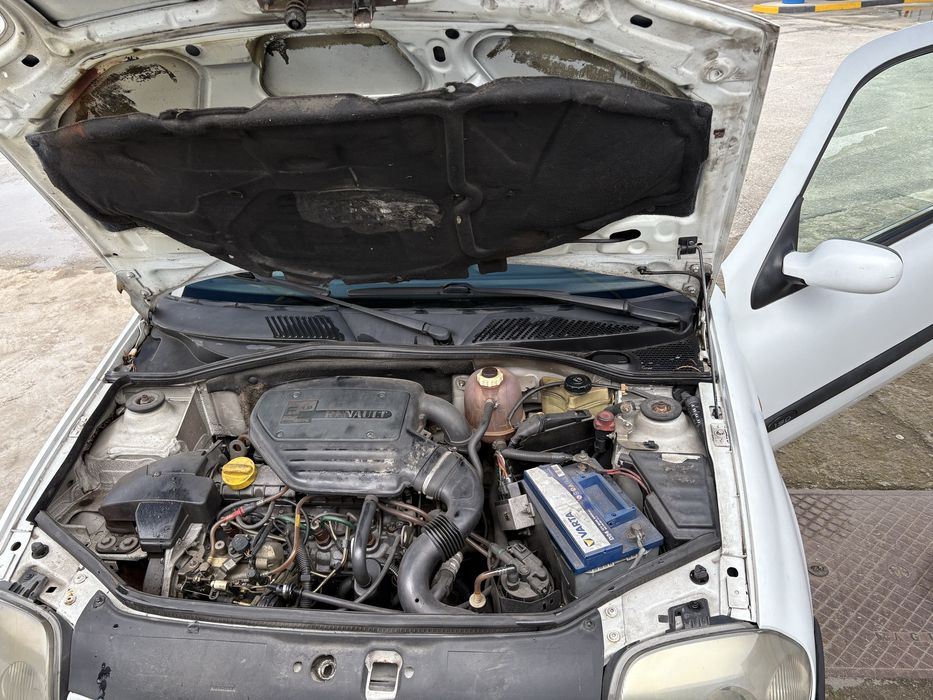 Reunault Clio 1.9D - Economico, Fiavel e Pronto a circular