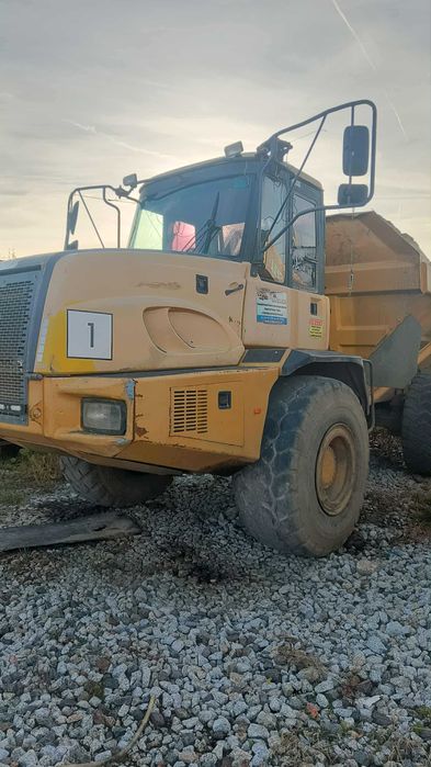 BELL B30D Wozidło budowlane