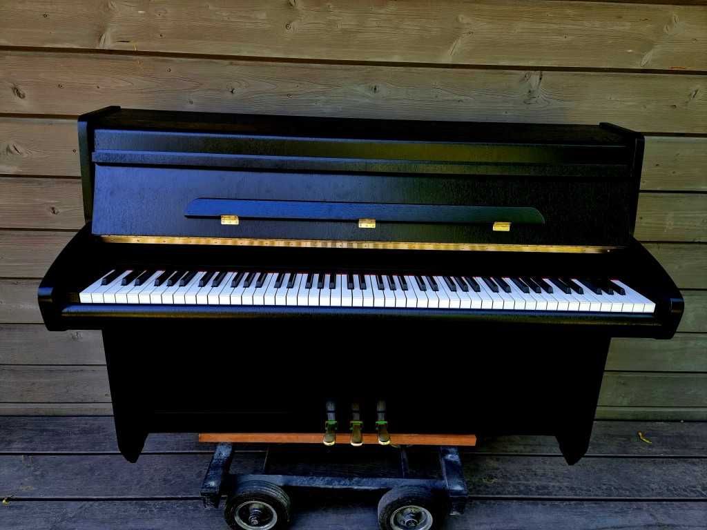 Pianino Schimmel Mod.7 RENNER 1966r CZARNY MAT tylko 135cm szer.