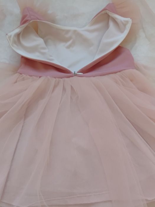 Śliczna sukienka dla małej księżniczki tiul koronka spinki roz. 92