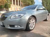 Opel Insignia офіційна