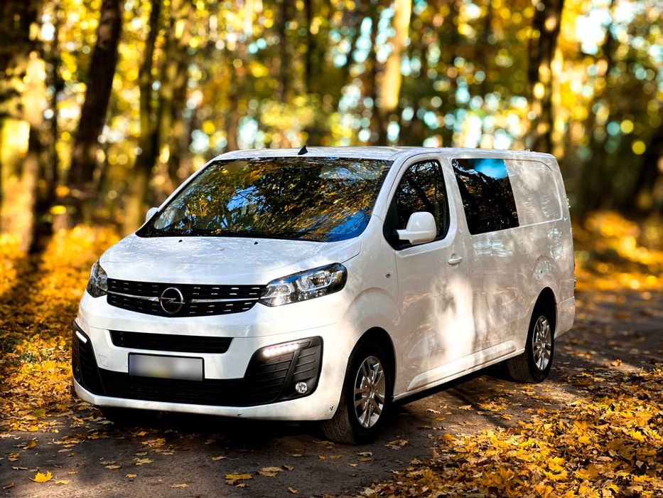 Opel Vivaro brygadowy 6 osób WYPOŻYCZALNIA / Wynajem busów dostawczych