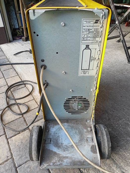 Spawarka esab 200