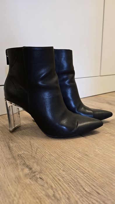 Botki z przezroczystym obcasem