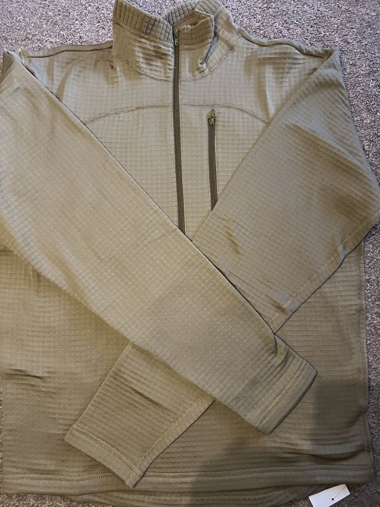 Sweter WS wzór nr 99/DKWS. Bluza polarna Larix