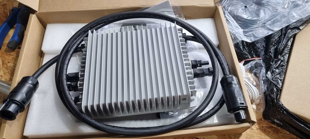 INVERSOR DE REDE 700w  1400 w 2800 w DESDE 190 euros