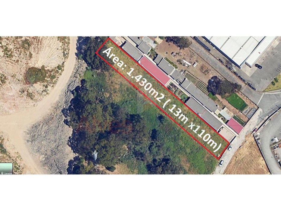 Terreno na Maia com 1430m2 - Moradia de 4 Frentes