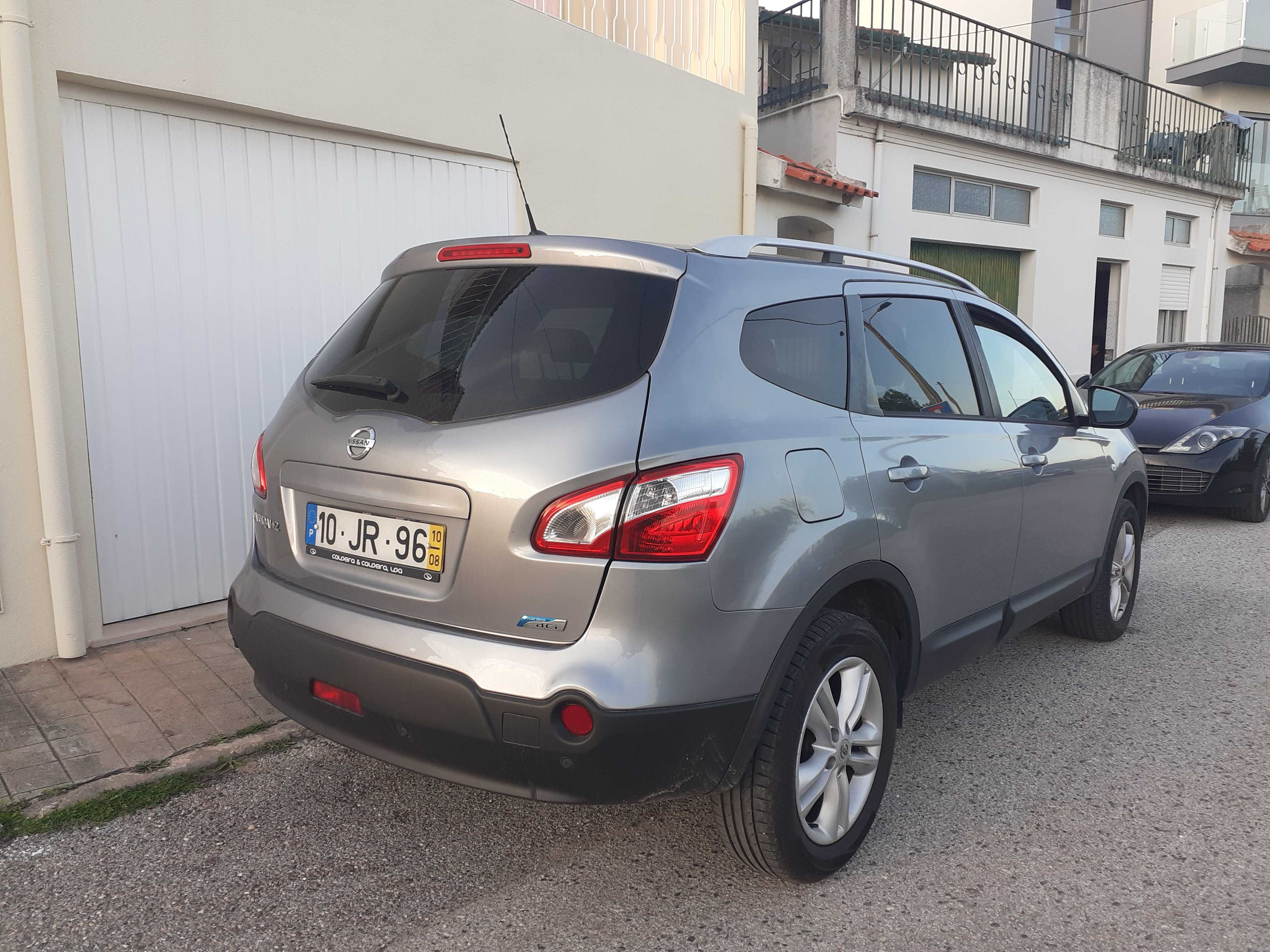 Nissan Qashqai+2