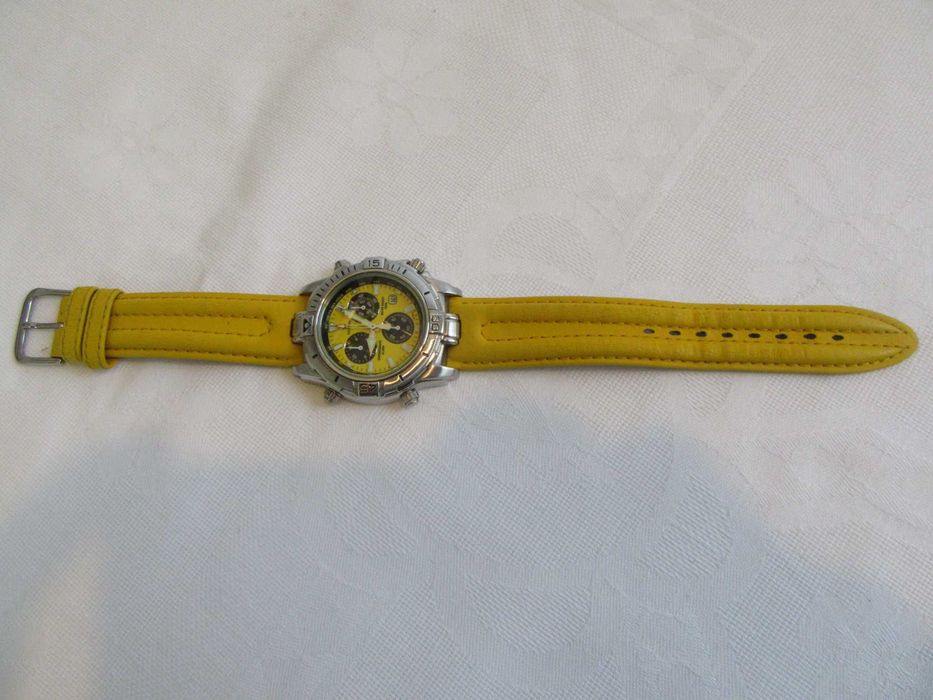 "FESTINA" (6576/5) - Vintage - Sem uso - Como novo