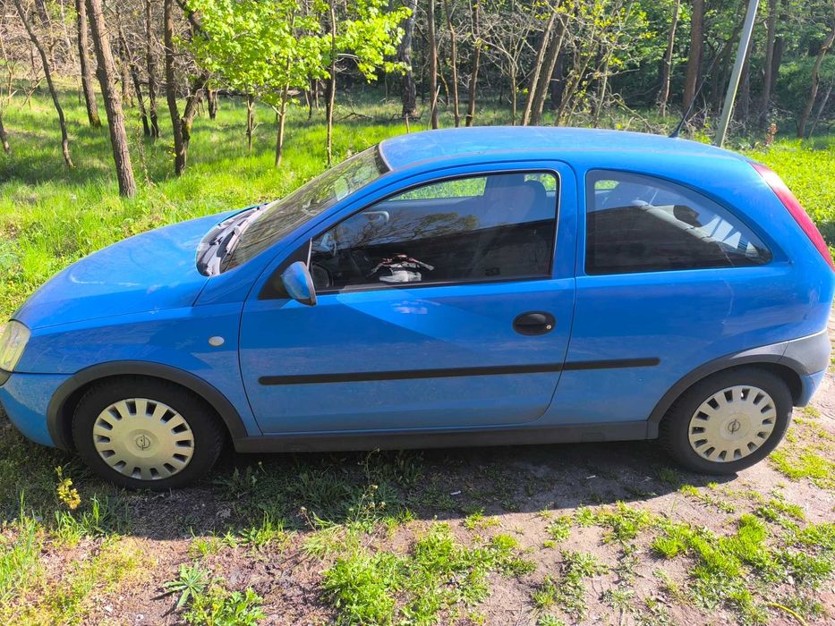 Opel Corsa Essentia 2003 • 1.2 benzyna • 75 KM