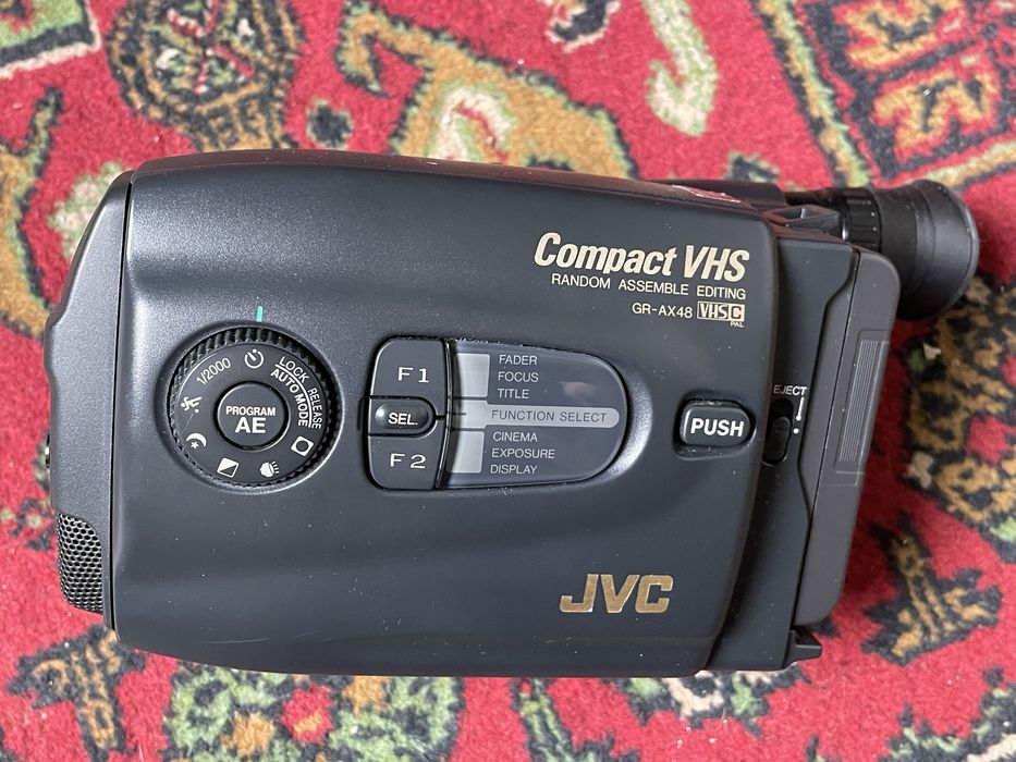 Камера JVC Compact VHS C GR-AX48 1995 оригінальна коробка інструкція