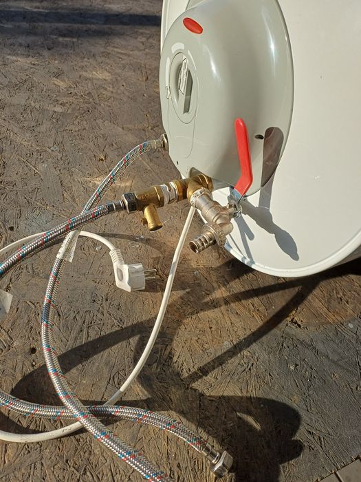 Bojler podgrzewacz wody Regent 50l