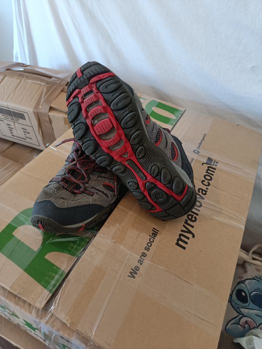 Tênis outdoor Merrell ,mulher