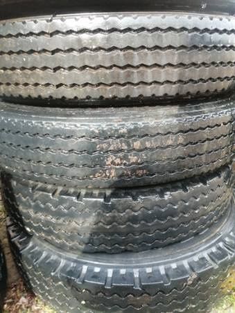 Opony przyczepa 750/20R,825/20R,900/20