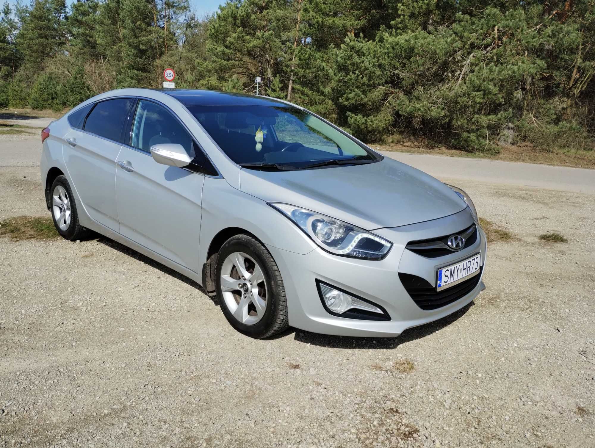 Bardzo ładny Hyundai i40 z polskiego salonu